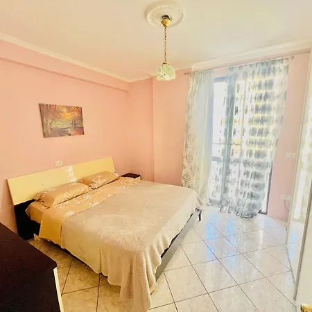Lovely 3-bedroom Unit In Durrës