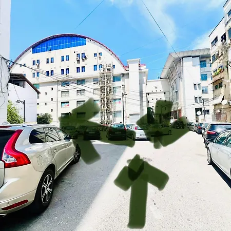 Lovely 3-bedroom Unit In * Durrës