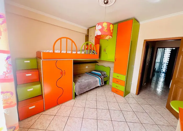 Lovely 3-bedroom Unit In *